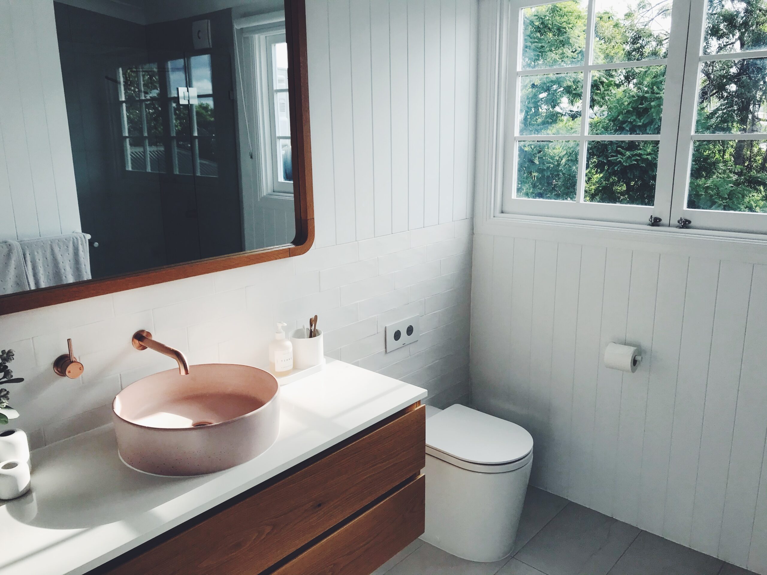 How to Choose Cohesive Bathroom Plumbing Fixtures - Room for Tuesday